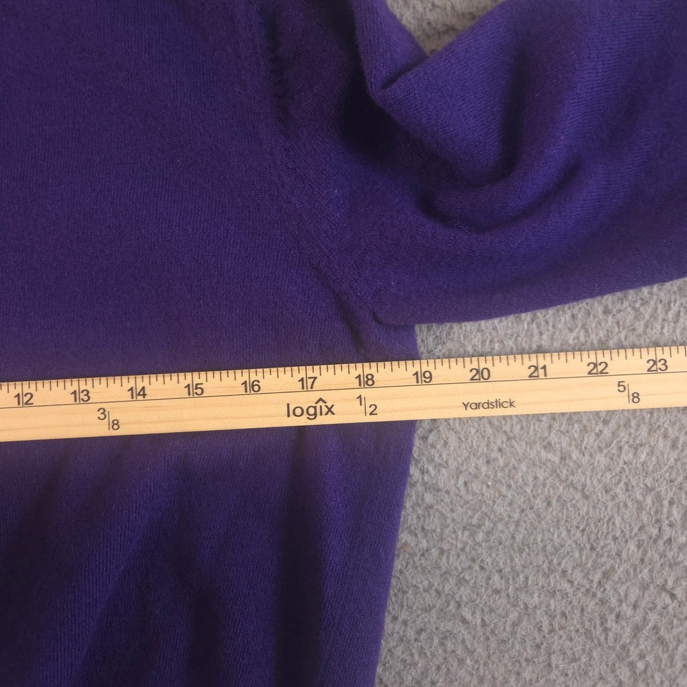 Club Room Sweater Mens Small Purple 100% Merino Wool V-Neck Pullover Classic - Picture 7 of 8